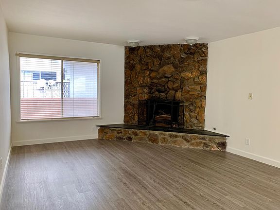 2nd image of 4172 W 118th St APT A