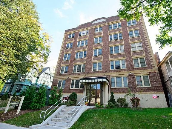 2nd image of 1530 E Genesee St #9178
