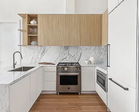 2nd image of 1019 Hancock St #4F