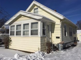 407 W Spruce St, East Rochester, NY 14445