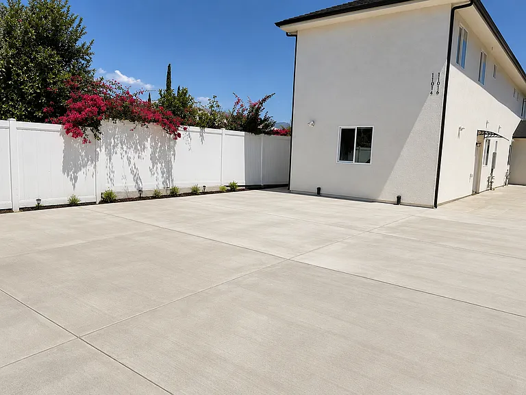 Front Patio/driveway