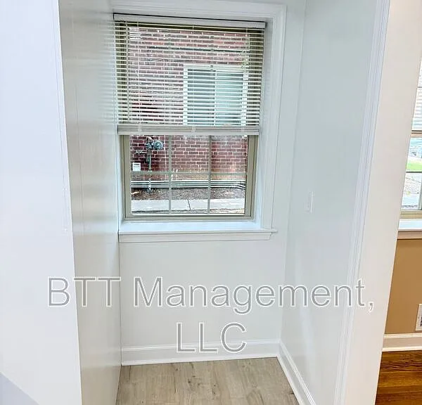 8804 Bradford Rd #1 — Photo 53