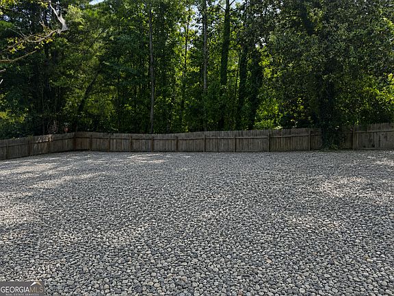 4th image of 6395 Hopewell Rd