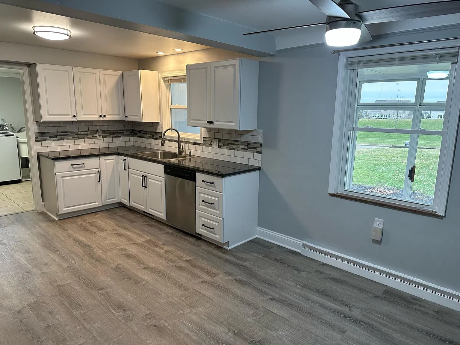 3 bed, 1700 sqft, $2,200 — Photo 3