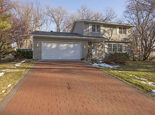 1237 Merganser Ct, Eagan, MN 55123