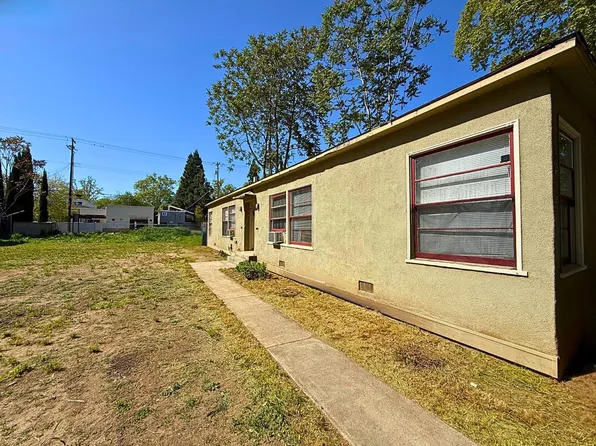 2818-2816 D St, Sacramento, CA 95816