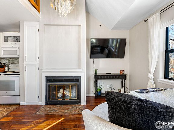 5th image of 3025 Broadway St #24