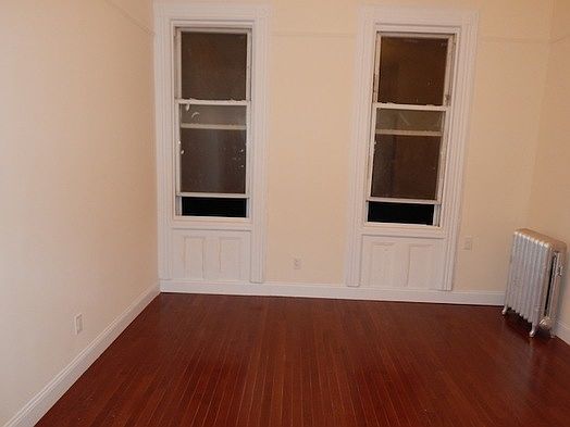 2nd image of 152 Norwood Ave #2