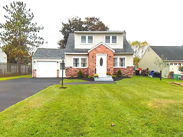 3 Wind Pl, Whitesboro, NY 13492