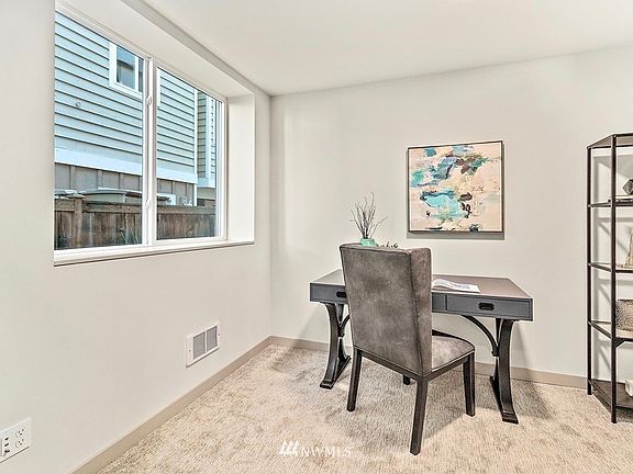 5th image of 9511 A 8th Avenue NW