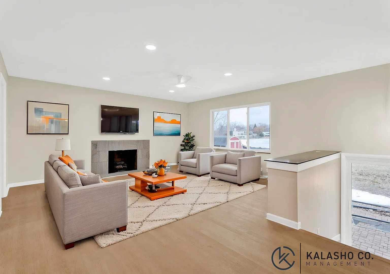 3bd | 3bth - Hot Tub - Water Front - Newly Renovated - On Sylvan Lake — Photo 1
