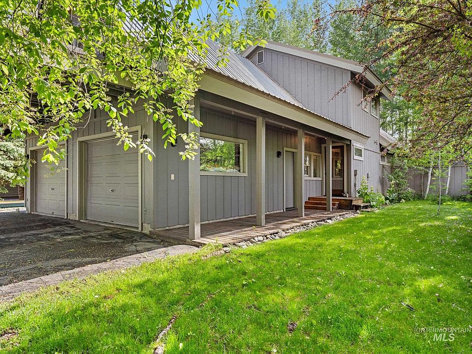 1st image of 1658 Timber Cir