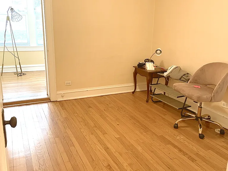 1105 Simpson St #1 — Photo 13