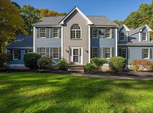 35 Smith Rd, Northborough, MA 01532