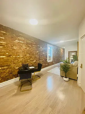 Rented by Sassouni Management | media 9