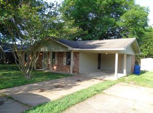 5895 Laurie Dr, Horn Lake, MS 38637