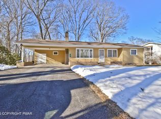 5 Woods Rd, East Stroudsburg, PA 18301