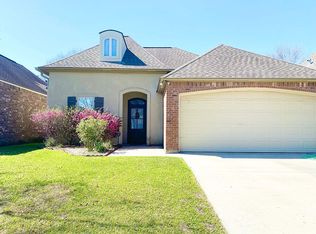 5710 Hidden Ridge Ln, Baton Rouge, LA 70816