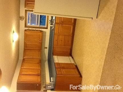 Kitchen and dining room
						:
						Large kitchen and dining room, the whole width of the house.. New cabinets in 04