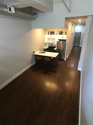 Rented by City Vista Inc | media 25