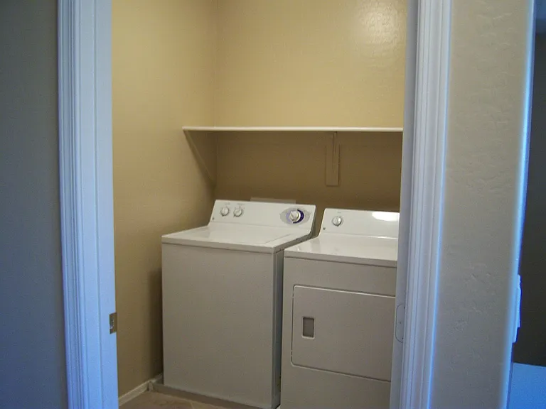 1508 E Heather Dr — Photo 62