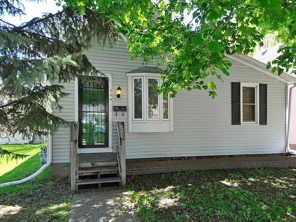 304 Webster St, Saint Paul, MN 55102