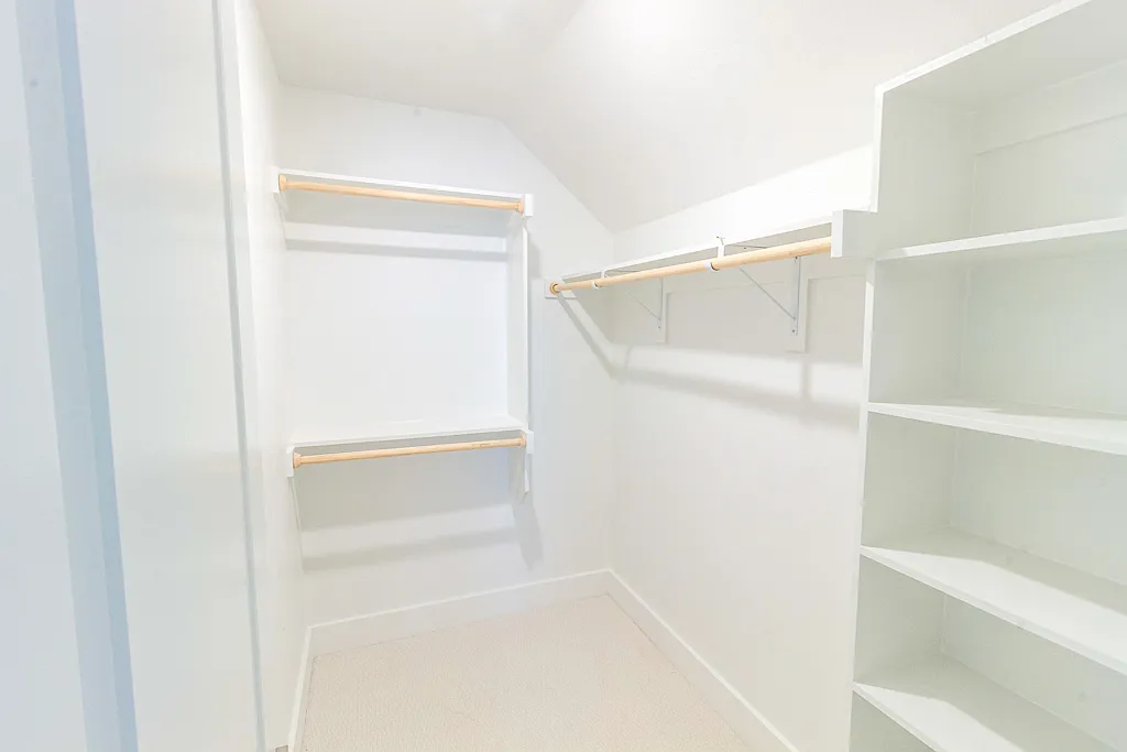 3 bed, 1786 sqft, $2,000 — Photo 3
