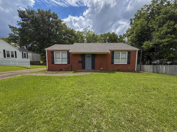 355 McCord St, West Point, MS 39773