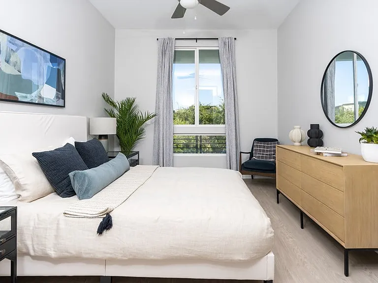 Paladia Luxury Apartments — Photo 54