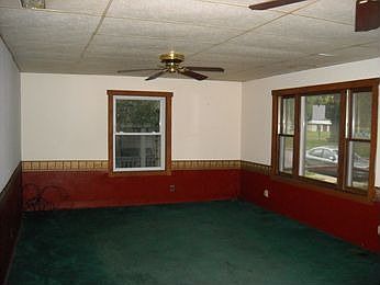 2nd image of 1003 N Sexton St