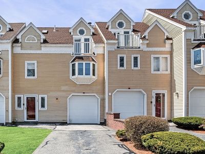 18 Village Ct UNIT 18, Malden, MA, 02148