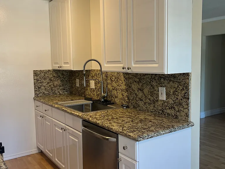 Stainless Steel Dishwasher & Large Stainless Steel Sink