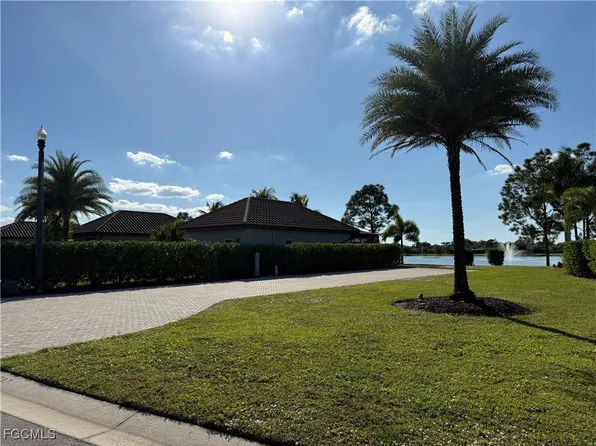 13767 Golden Palms Cir, Fort Myers, FL 33913