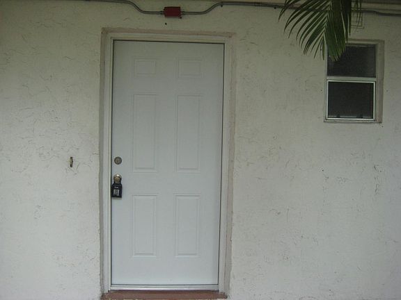 3rd image of 10907 N Kendall Dr APT 317
