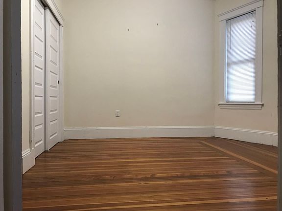 3rd image of 50 Creeley Rd #50