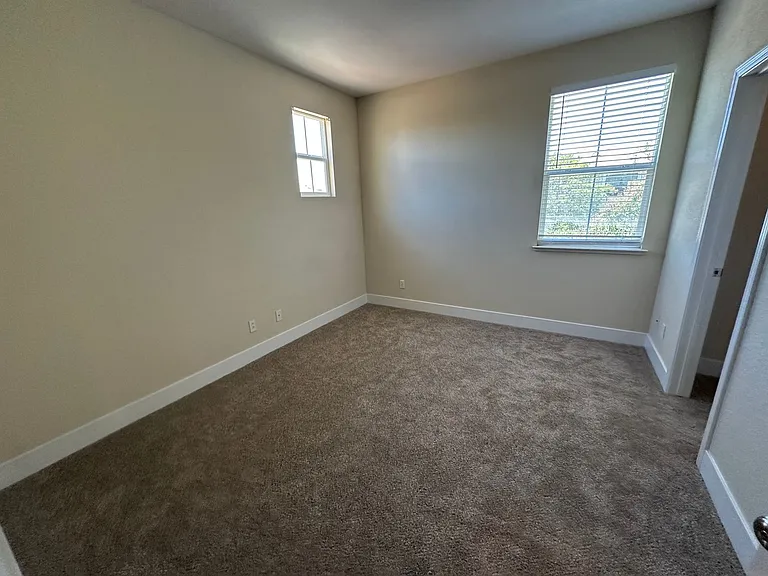 2397 Tamalpais Ave — Photo 24