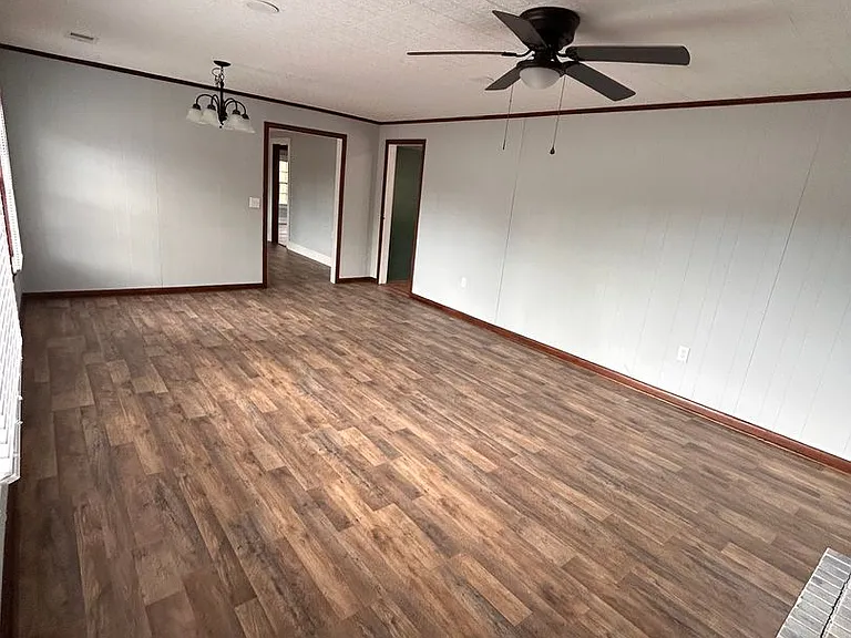 5365 W Oglethorpe Hwy — Photo 3