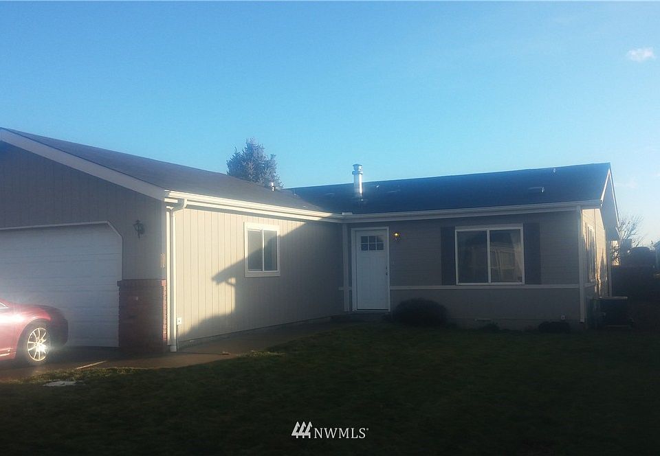 1st image of 209 S Rosewood Drive
