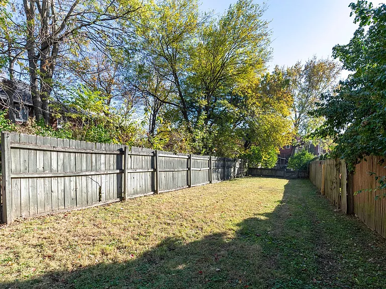522 Zane Street — Photo 24