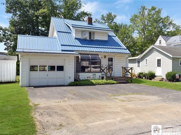 4943 Williams Ave, Bemus Pt, NY 14712