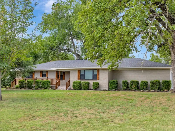 1519 E Bankhead Dr, Weatherford, TX 76086