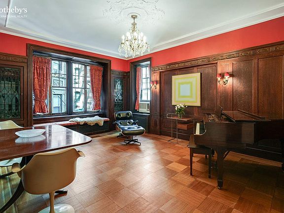 3rd image of 640 W End Ave APT 2C
