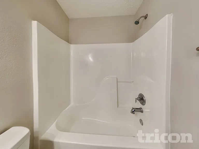 1702 Jaques Dr — Photo 18