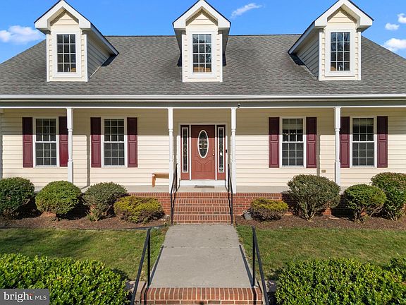 3rd image of 1211 Dexter Corner Rd