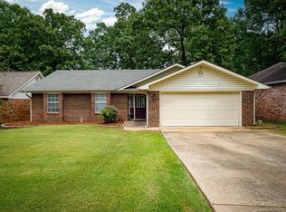 44 High Timber Dr, Maumelle, AR 72113