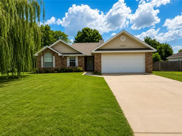 107 N Michael St, Lowell, AR 72745