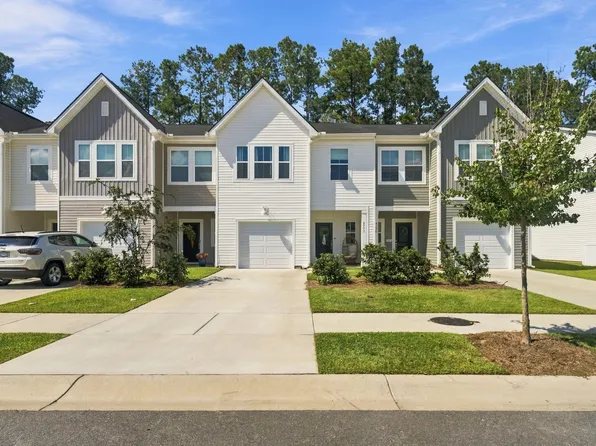 8773 Silver Perch Ln, North Charleston, SC 29420
