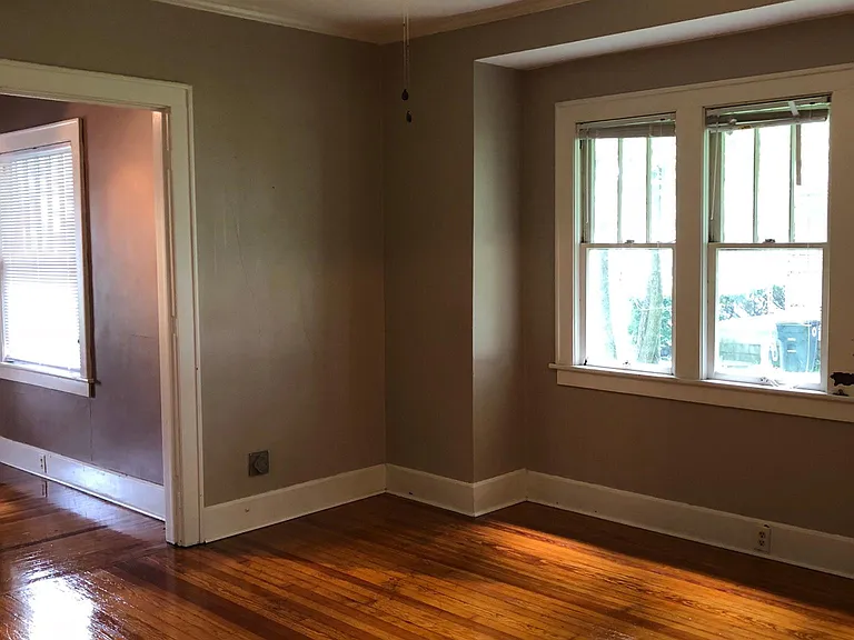 1109 W Rex St — Photo 9