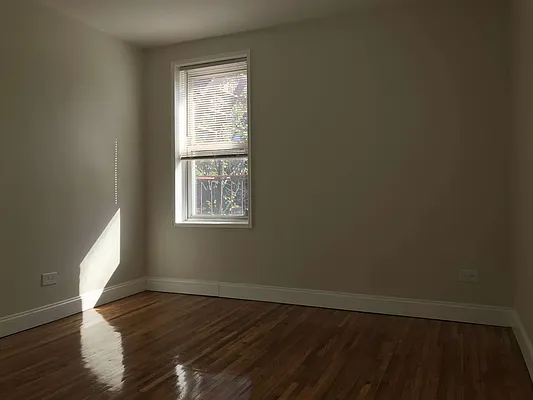 Sold by Click View Realty LLC | media 9