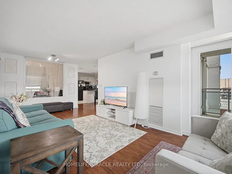 8 Rosebank Dr #8 — Photo 19